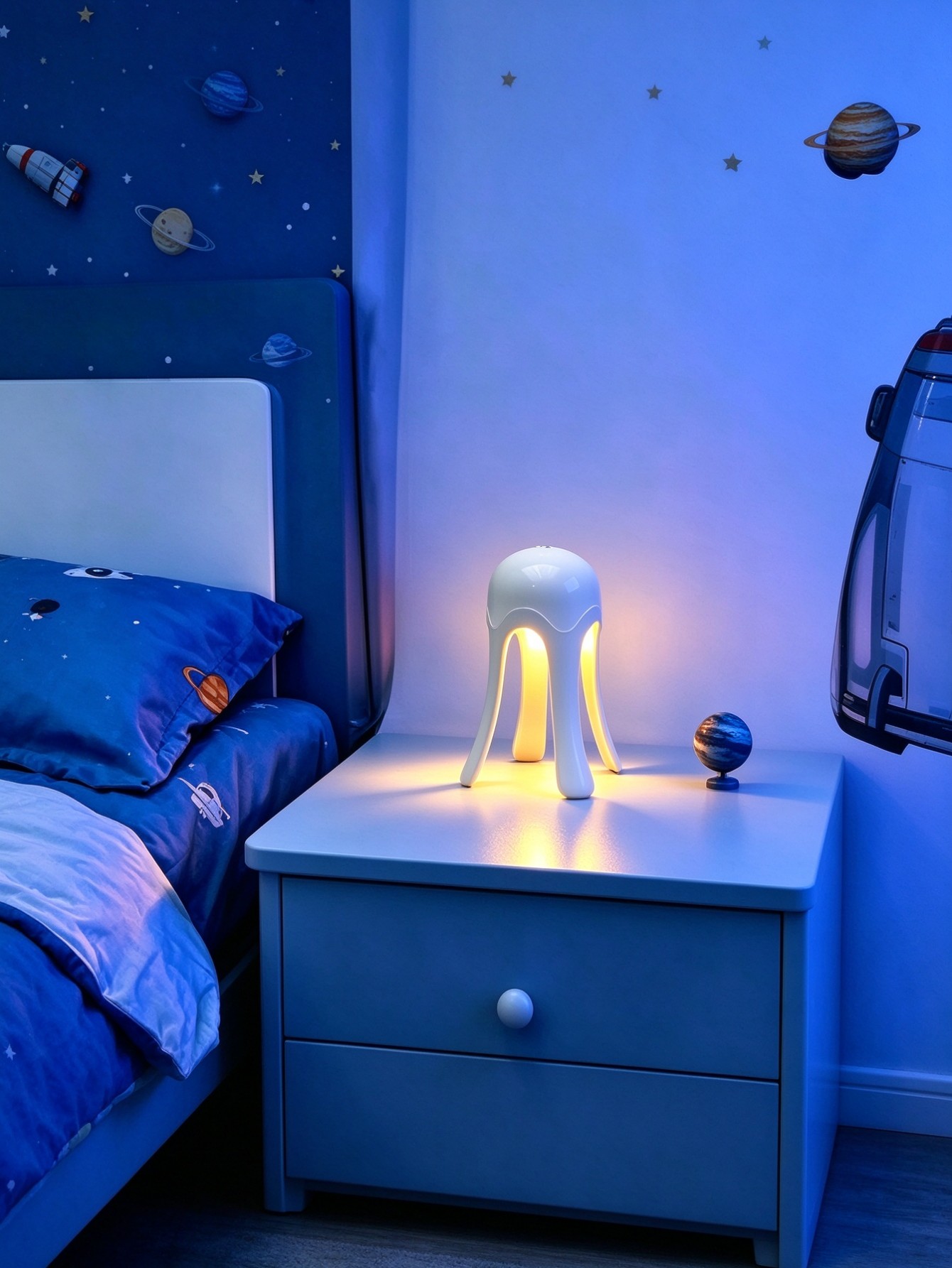 Tamaño compacto y base estable - Desk Lamp reseña y precio